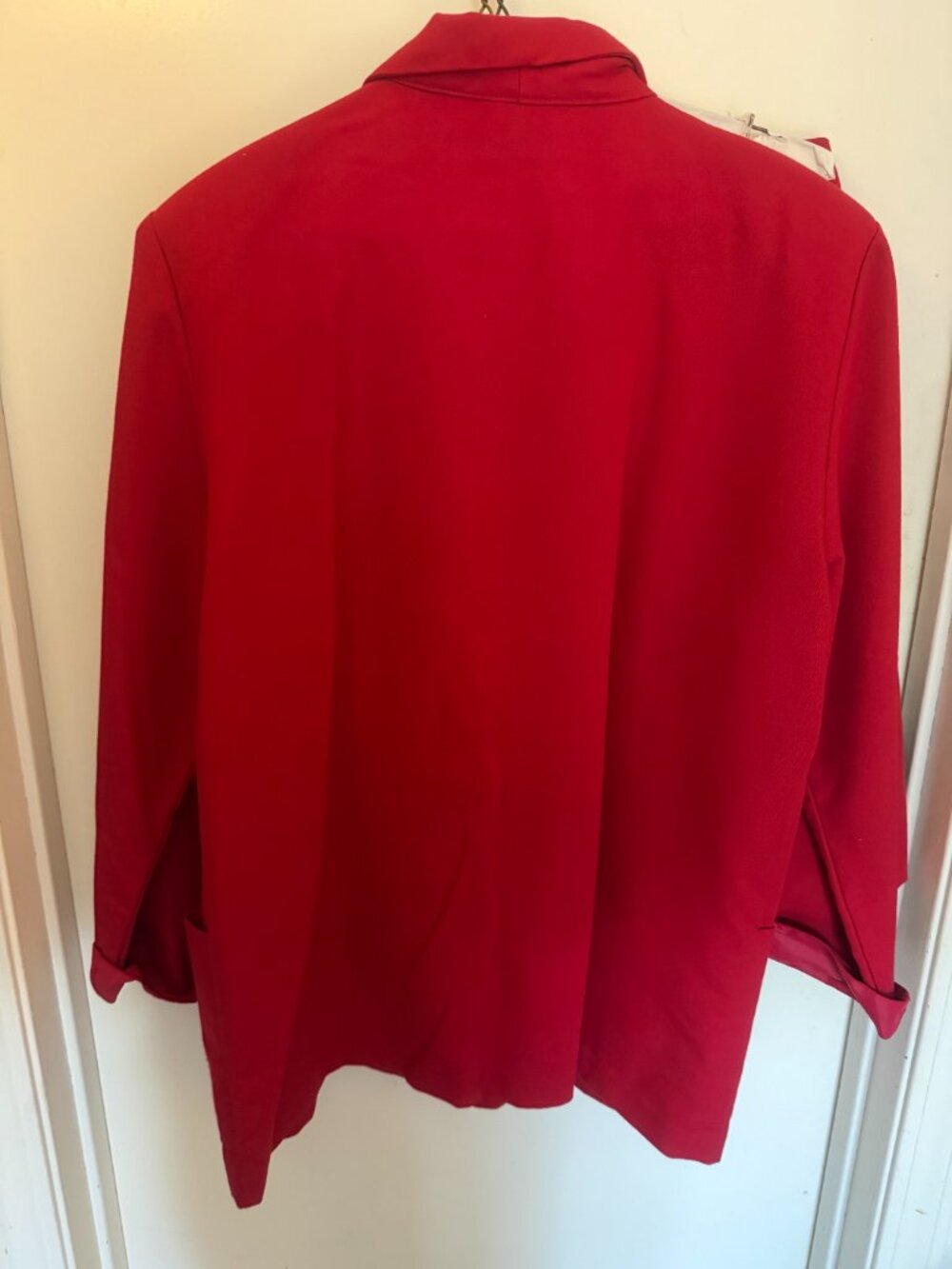 Bentley Bright Red Single Breasted Suit with Skirt W 2X - Picture 7 of 10